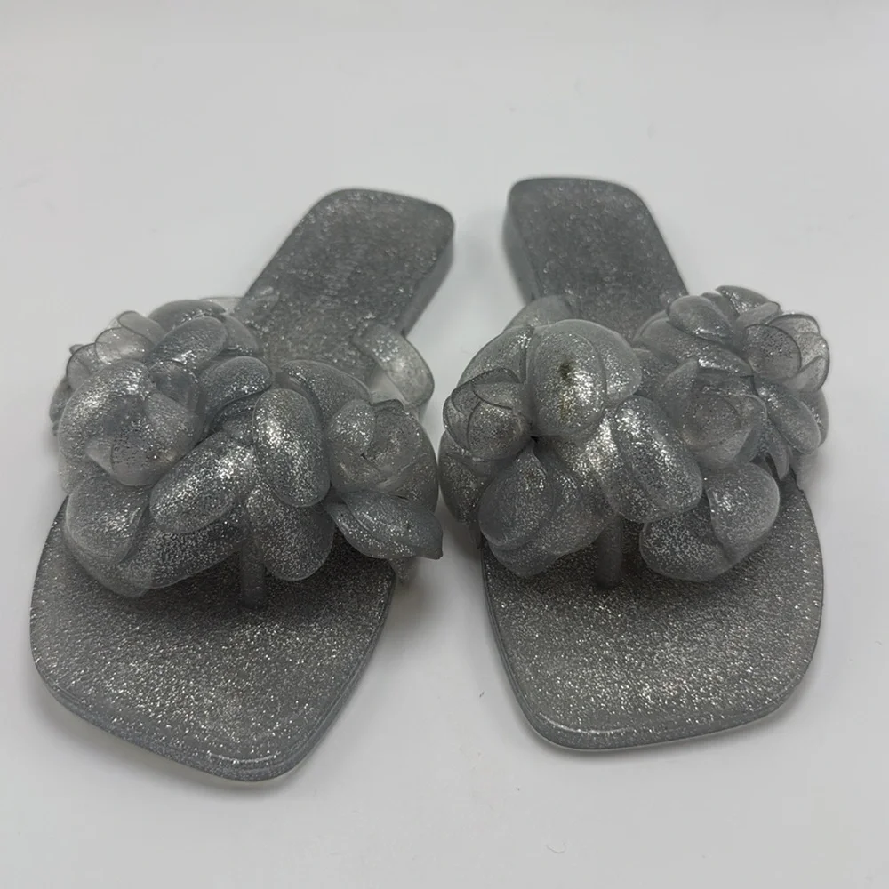 Jeffrey Campbell silver floral thing sandals size 7